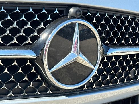 Used 2023 Mercedes-Benz C 300 4MATIC Sedan image 6