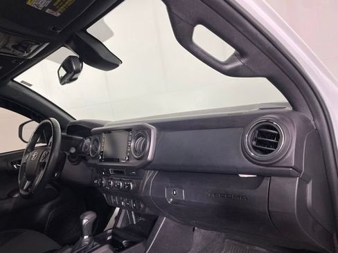 Used 2023 Toyota Tacoma TRD Off-Road AWD/4WD image 22