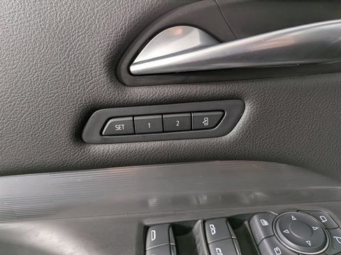 Certified 2025 Cadillac XT4 Premium Luxury FWD image 7