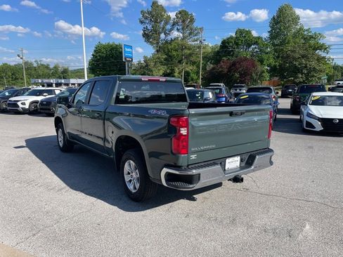 Used 2025 Chevrolet Silverado 1500 LT AWD/4WD image 39