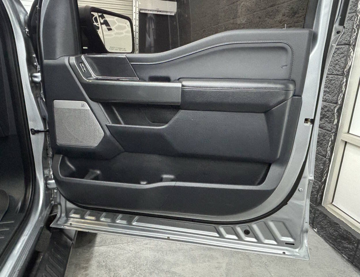 Used 2023 Ford F150 4x4 SuperCrew image 29