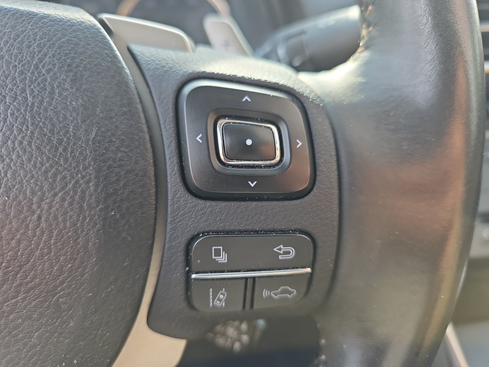 Used 2019 Lexus IS 300 w/ Accessory Package 2 RWD image 24