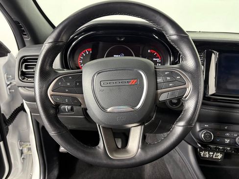 Used 2024 Dodge Durango SXT RWD image 2