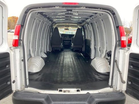 Used 2024 GMC Savana 2500 Extended image 14