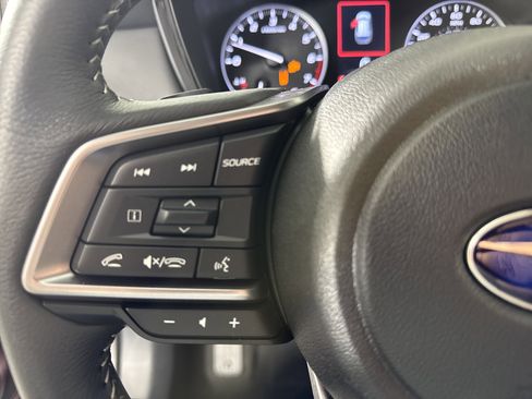 Used 2025 Subaru Outback Premium image 20