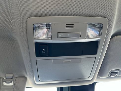 Used 2019 Toyota Tacoma SR5 image 21