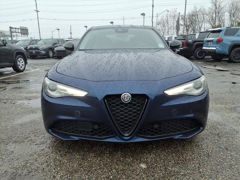 Used 2021 Alfa Romeo Giulia Sprint w/ Nero Edizione image 2
