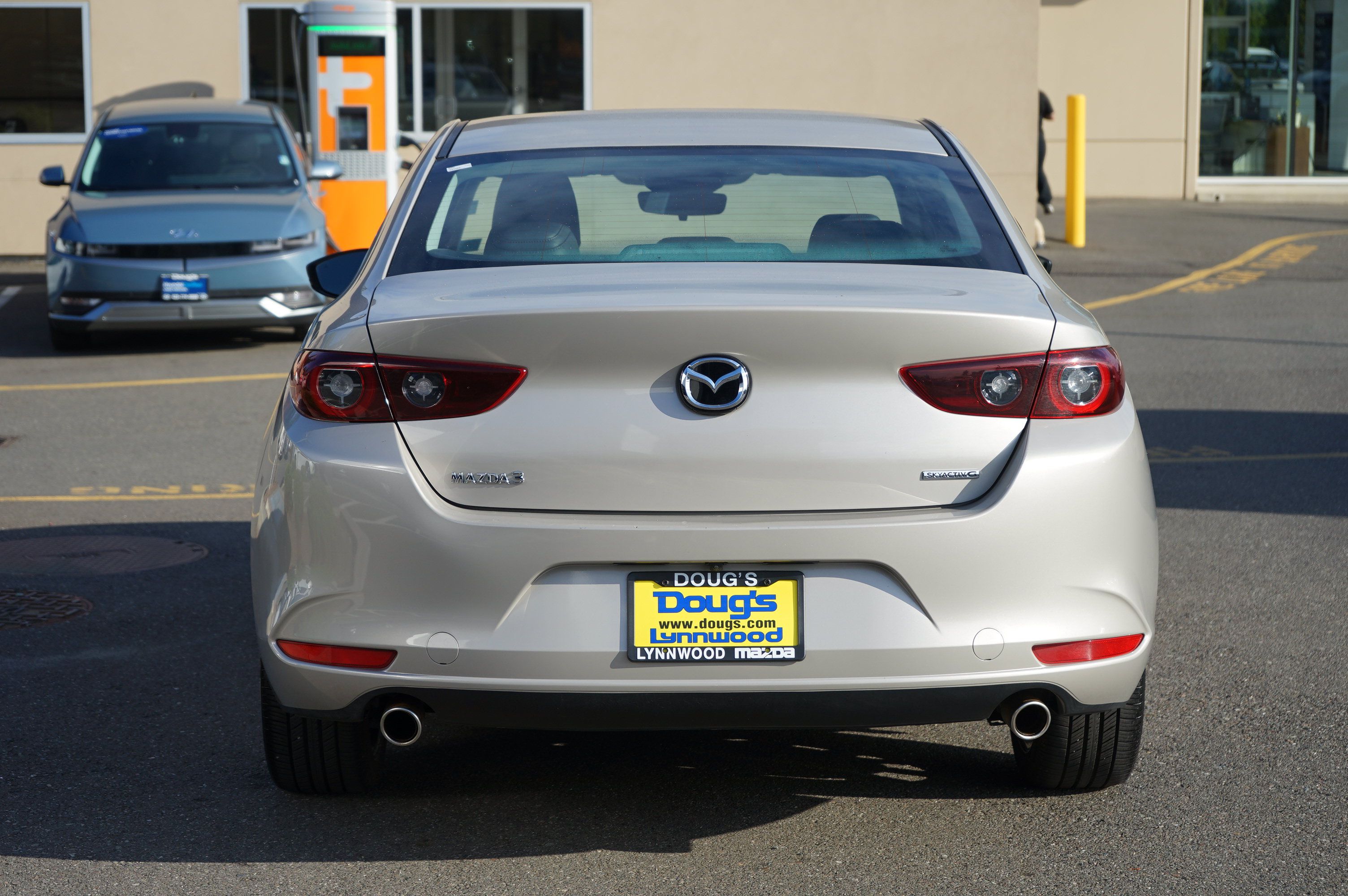 Used 2024 MAZDA MAZDA3 s FWD image 5