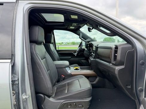 Certified 2024 Chevrolet Silverado 2500 High Country w/ High Country Premium Package AWD/4WD image 11