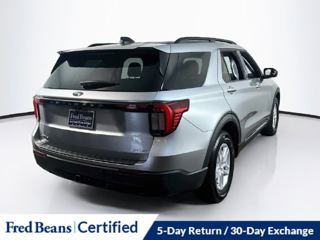 Used 2025 Ford Explorer Active AWD/4WD image 12