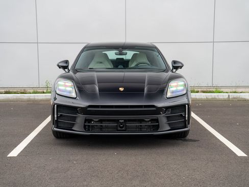 New 2026 Porsche Panamera image 6