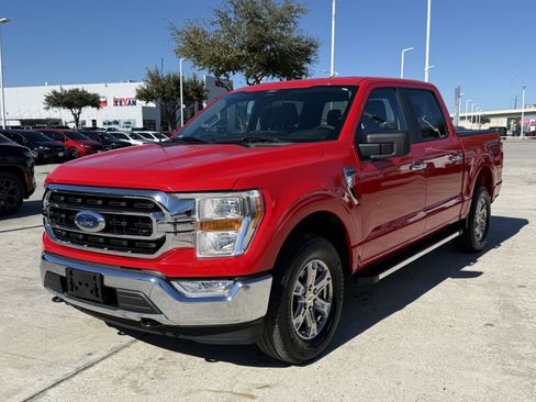 Used 2022 Ford F150 XLT w/ XTR Package image 10