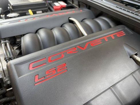 Used 2006 Chevrolet Corvette Coupe w/ Preferred Equipment Group RWD image 46