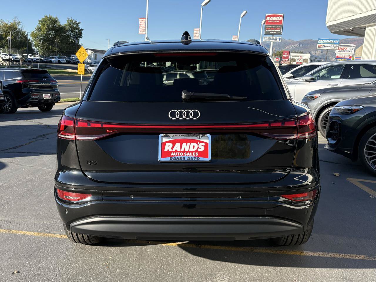 Used 2025 Audi Q6 e-tron Premium Plus w/ Premium Plus AWD/4WD image 7