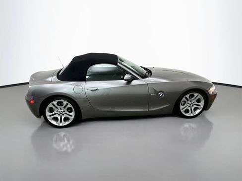 Used 2005 BMW Z4 3.0i RWD image 8