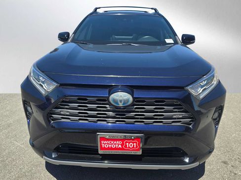 Used 2021 Toyota RAV4 XSE AWD/4WD image 8