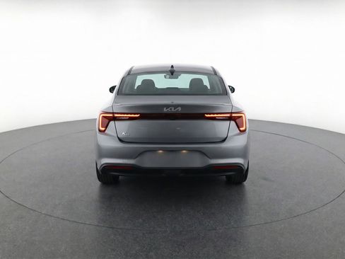 Used 2025 Kia K4 LXS image 7