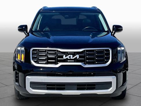 Used 2025 Kia Telluride S FWD image 4