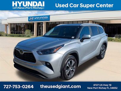 Used 2024 Toyota Highlander LE