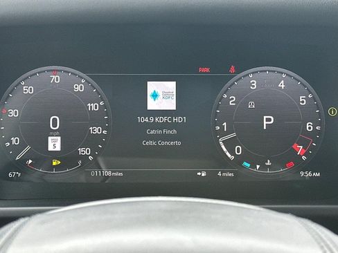 Certified 2024 Land Rover Defender 130 X-Dynamic SE AWD/4WD image 20