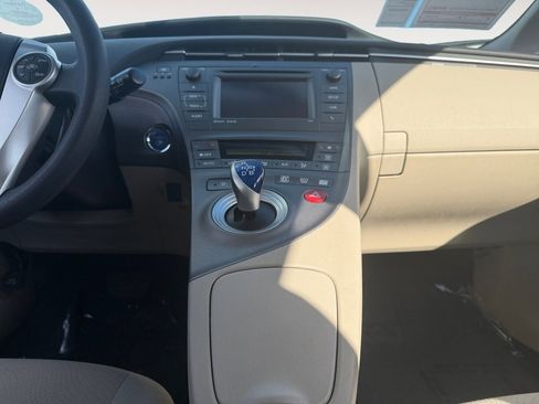 Used 2013 Toyota Prius Three image 11
