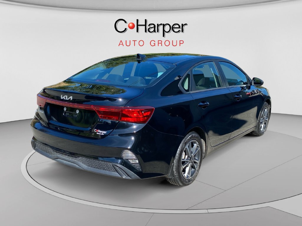 Used 2024 Kia Forte LXS FWD image 3
