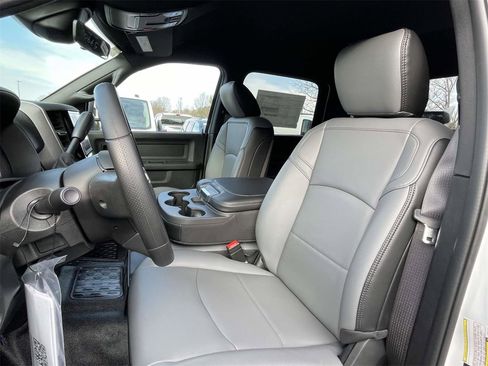 New 2026 RAM 5500 Tradesman w/ Chrome Appearance Group image 19