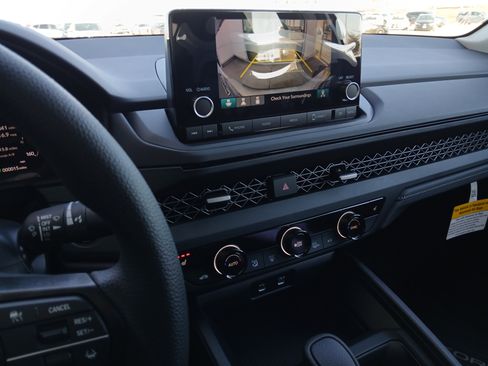 New 2025 Honda Accord SE image 13