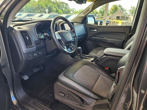 Used 2016 Chevrolet Colorado Z71 AWD/4WD image 12