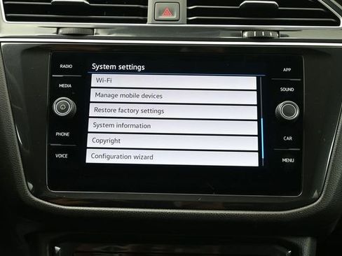 Used 2023 Volkswagen Tiguan SE FWD image 15