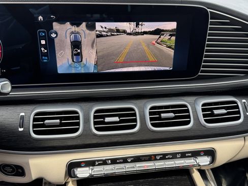 New 2025 Mercedes-Benz GLS 450 4MATIC image 10