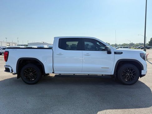 Used 2022 GMC Sierra 1500 Elevation AWD/4WD image 8