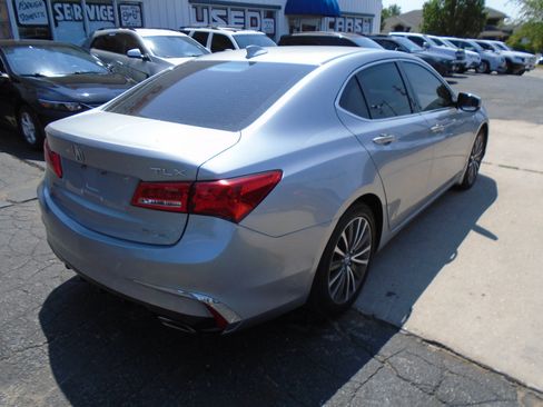 Used 2018 Acura TLX V6 SH-AWD w/ Technology Pkg image 2