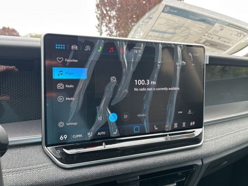 New 2026 Volkswagen Tiguan S FWD image 31