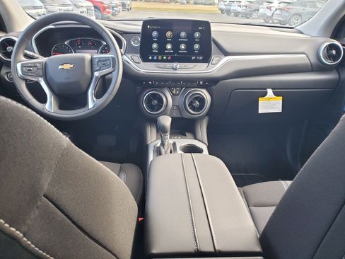 New 2026 Chevrolet Blazer LT w/ Convenience Package FWD image 4