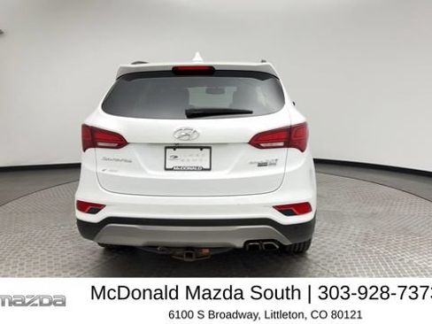 Used 2018 Hyundai Santa Fe Sport AWD/4WD image 3