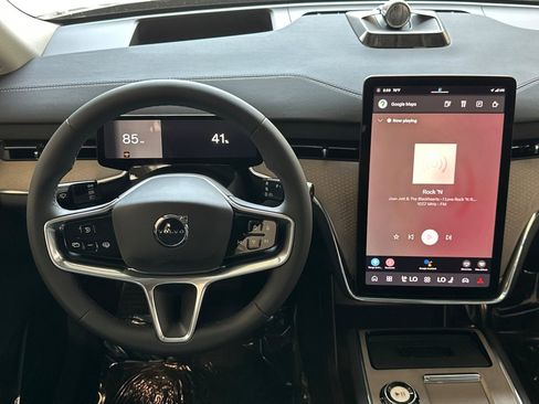 New 2025 Volvo EX90 Ultra image 16