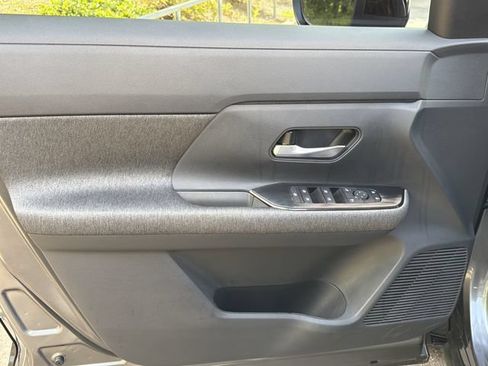 New 2026 Nissan Kicks SV w/ SV Premium Package FWD image 12
