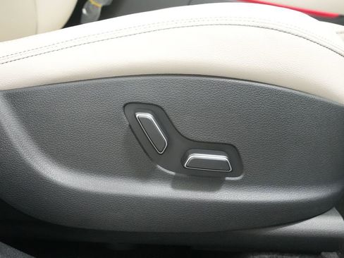 New 2026 Genesis GV70 2.5T AWD/4WD image 27