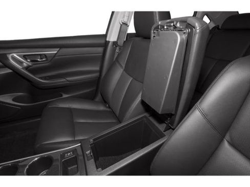 Used 2015 Nissan Altima 3.5 SL FWD image 19