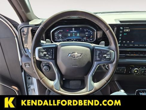 Used 2023 Chevrolet Silverado 1500 RST AWD/4WD image 13