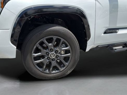 Used 2024 Toyota Tundra Platinum AWD/4WD image 35