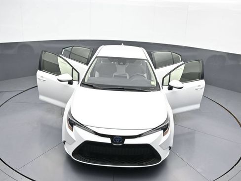 Certified 2020 Toyota Corolla LE FWD image 44
