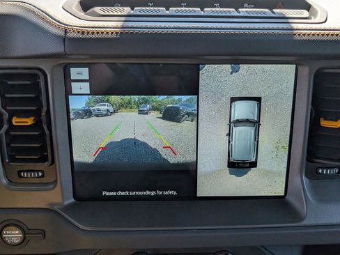 Used 2024 Ford Bronco Badlands image 31