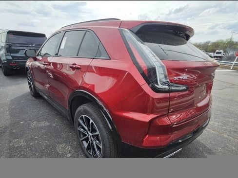 Used 2024 Cadillac XT4 Sport FWD image 6