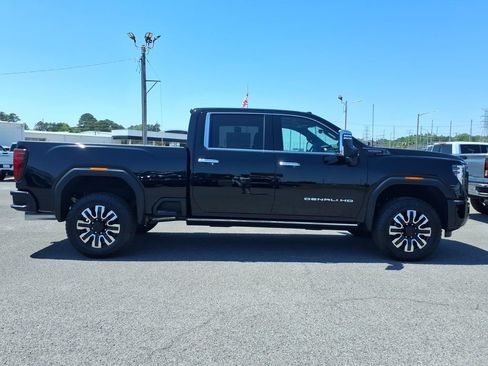 New 2026 GMC Sierra 2500 Denali Ultimate w/ Max Trailering Package AWD/4WD image 8