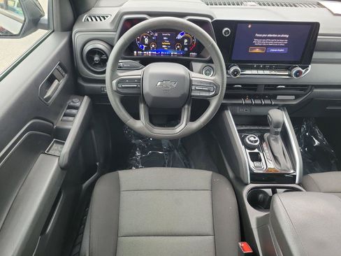 Used 2024 Chevrolet Colorado Trail Boss w/ Advanced Trailering Package AWD/4WD image 10