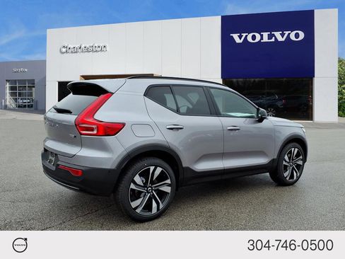 New 2026 Volvo XC40 B5 Plus w/ Climate Package image 3