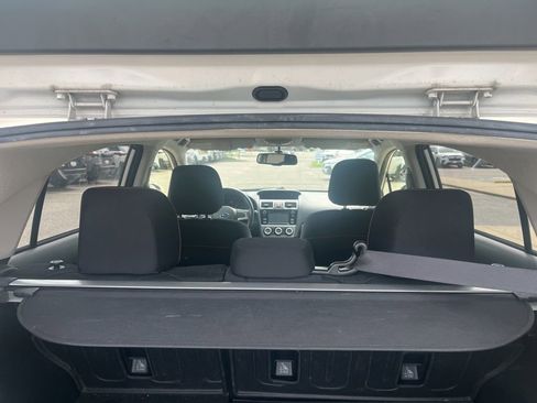 Used 2016 Subaru Crosstrek 2.0i Premium w/ Popular Package #1 AWD/4WD image 9