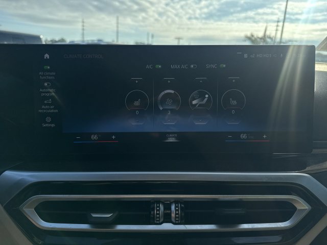 Used 2024 BMW 430i Coupe w/ M Sport Package RWD image 20